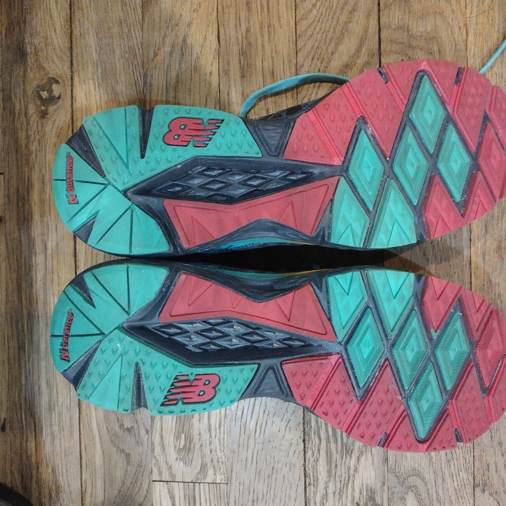 New Balance Sneakers - Picture 3 of 9